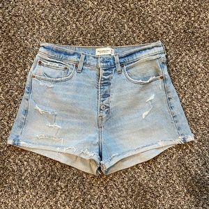 Abercrombie High Rise Mom Short